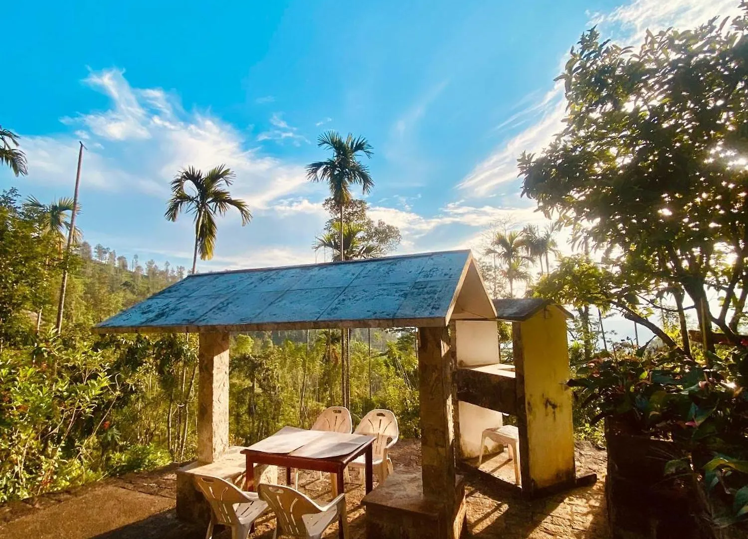 Crystal Villa Knuckles Kandy Hotel