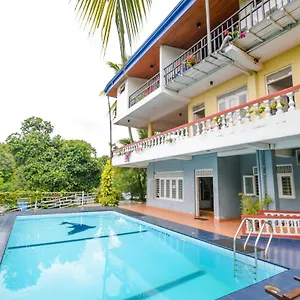 Blue Haven *** Kandy